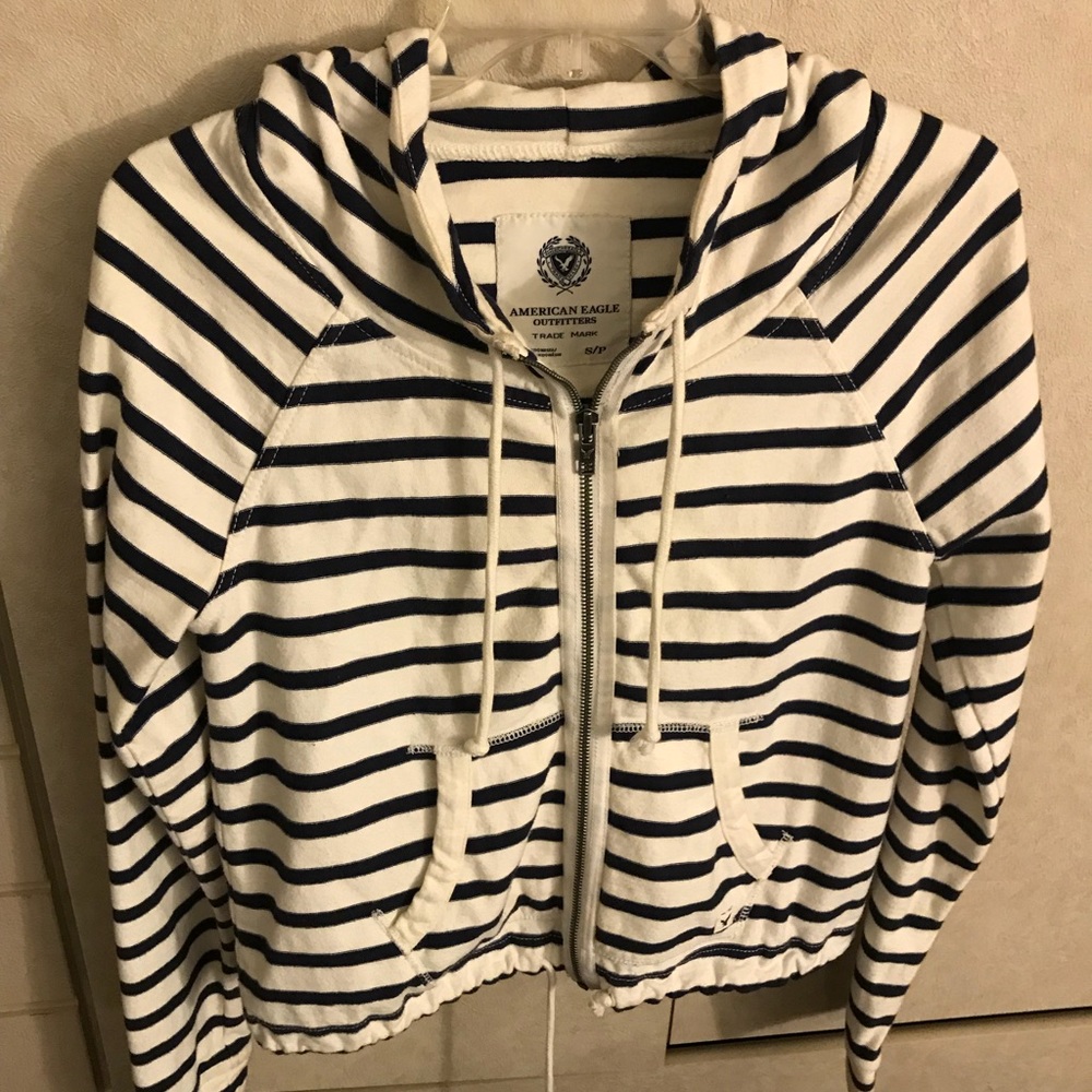 American Eagle sweatshirt